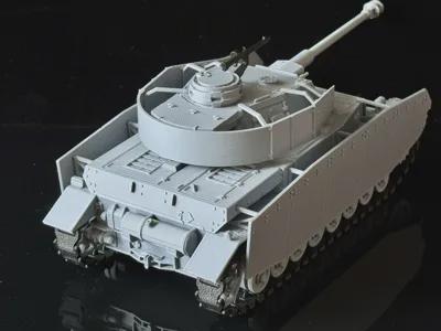 1:35 Scale Panzer IV Tank Ausf.H with side skirts