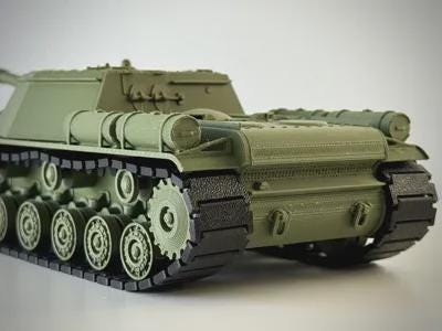 1:35 Scale SU-152 Self-Propelled Heavy Howitzer