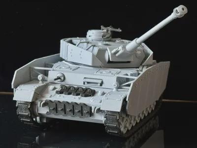 1:35 Scale Panzer IV Tank Ausf.H with side skirts